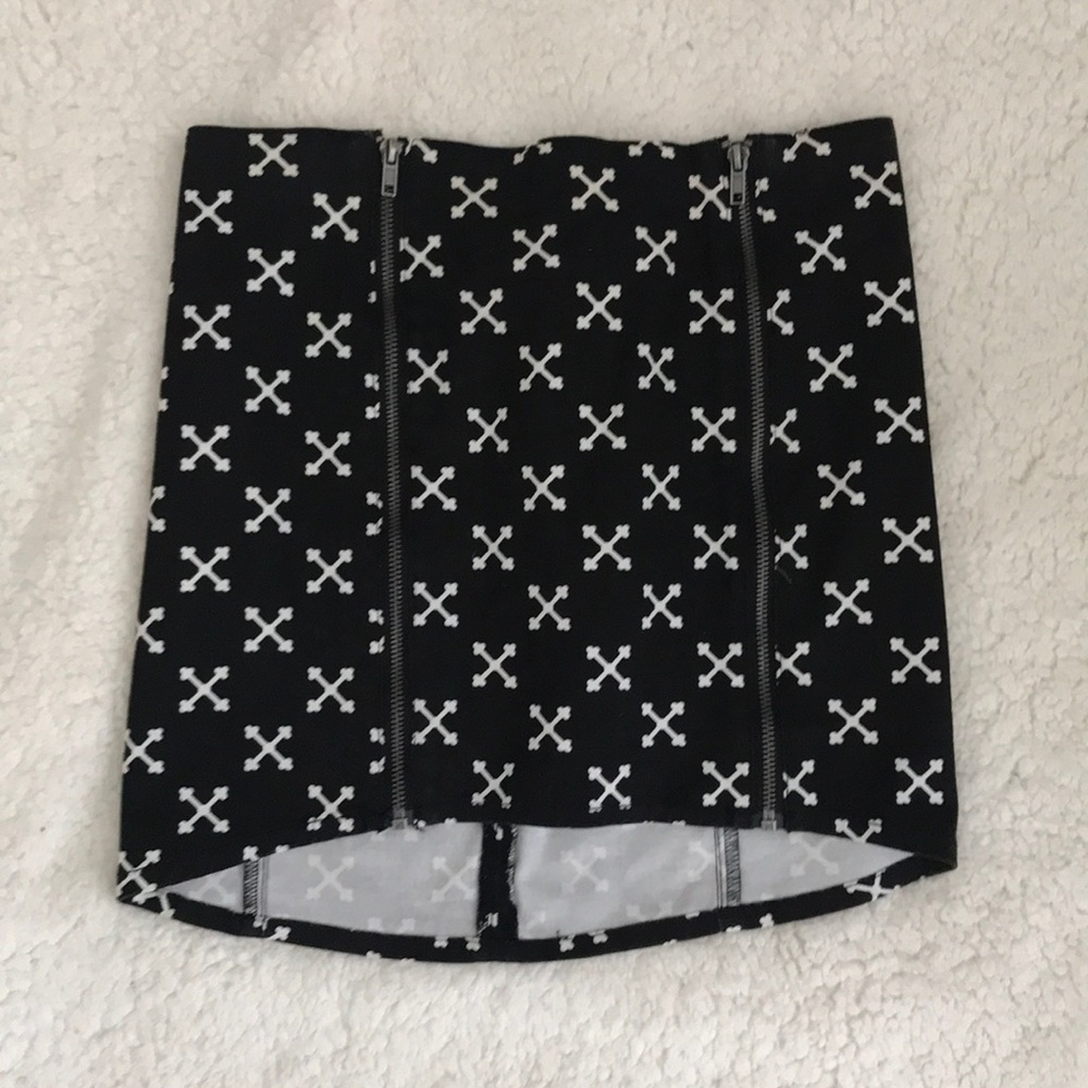 H&M zippered skirt